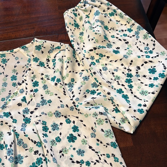 a.n.a A New Approach Womenโs Long Sleeve Blouse NWT Small - Picture 4 of 11